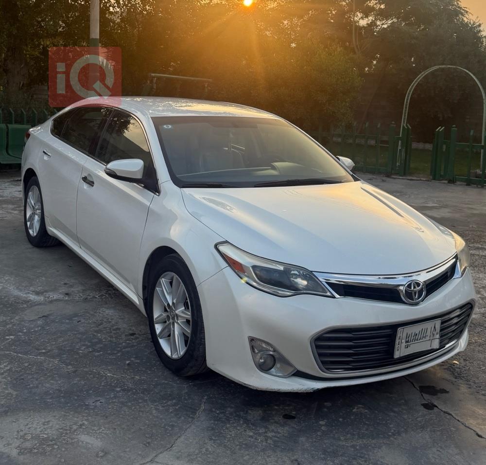 تويوتا أفالون